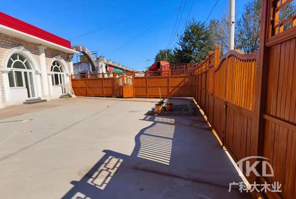 防腐木圍欄制作安裝